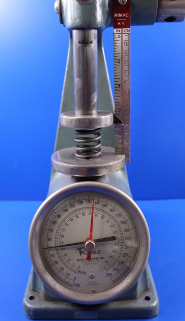 Ventilfederprüfgerät-Motorschaden-Motorensachverständiger-Motorengutachte