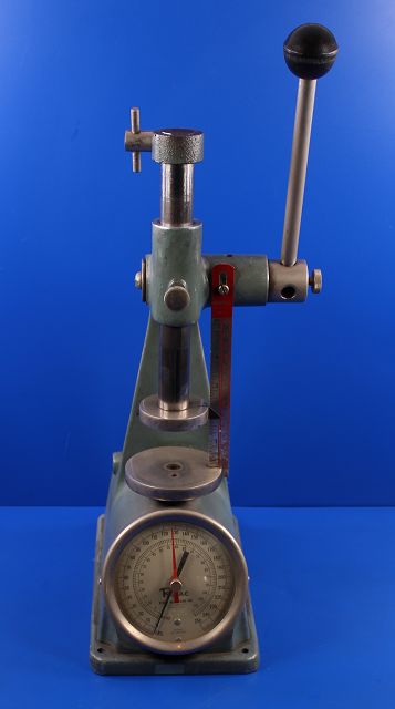 Ventilfederprüfgerät-Motorschaden-Motorensachverständiger-Motorengutachter